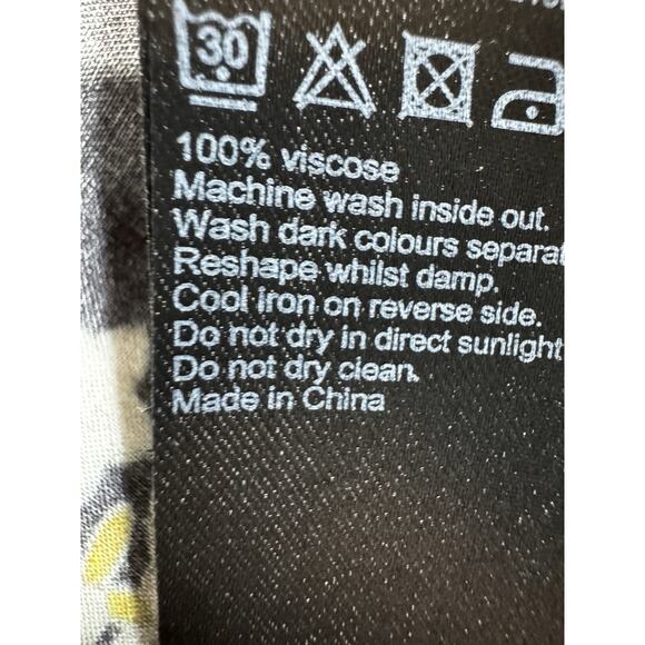 AllSaints Coal Black Ivory Bloom Floral Shirt Honey Leaf Resort Style Mens SZ S - Picture 8 of 12